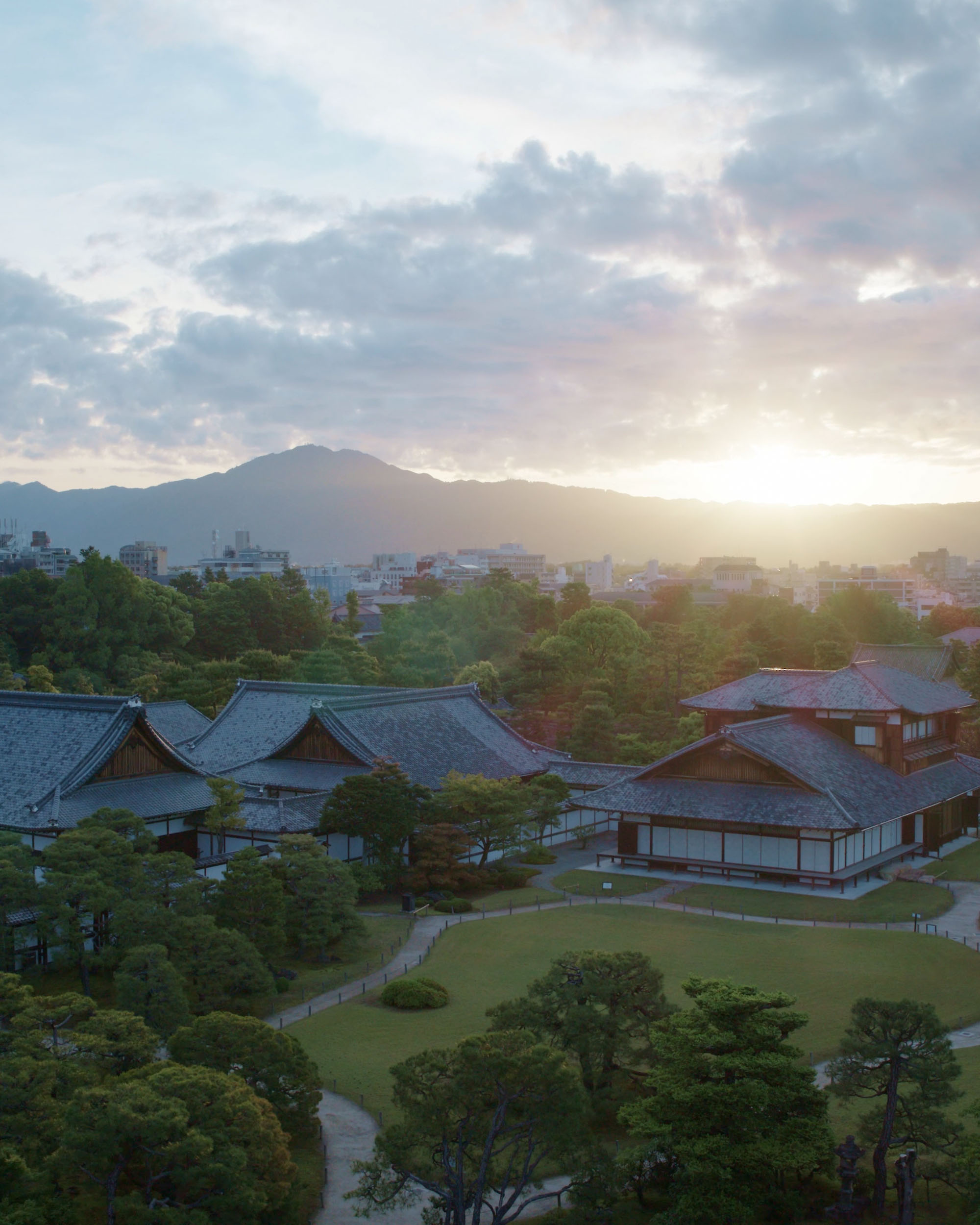 Honmaru-goten Palace, Nijo-jo Castle / Guidance Movie